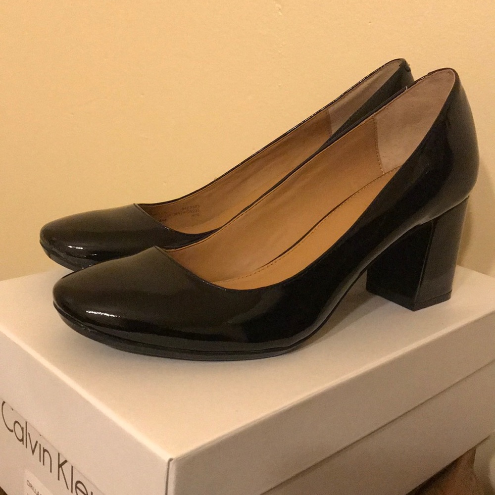 Calvin Klein Women's Cirilla Wedge Pump